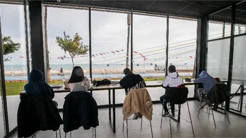 "Adres Okuma Salonu" Açıldı