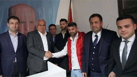 Milliyetçi Hareket Partisi’ne Erdemli'de 150 Kişi Katıldı