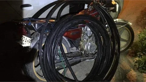 Mersin'de 100 Bin Lira Değerinde Kablo Çalan Hırsızlar Kıskıvrak Yakalandı