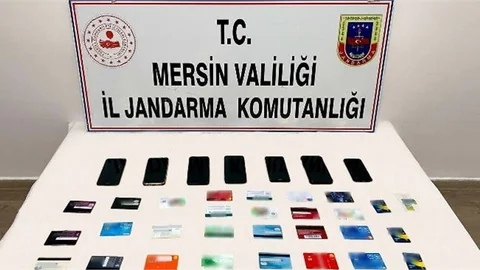 Jandarma’dan Dolandırıcı Şebekesine Operasyon: 6 Gözaltı
