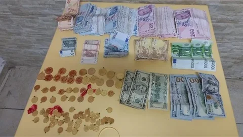 Mersin'de Dolandırıcılar Suçüstü Yakalandı