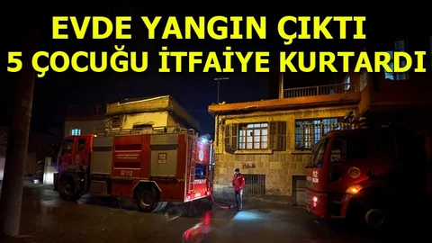 Evde Çıkan Yangında Çocuklar Dama Kaçtı