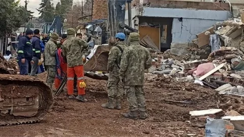Depremde Yaşamını Yitirenlerin Kimliklendirme ve Defin Hizmetleri Hakkında Duyuru