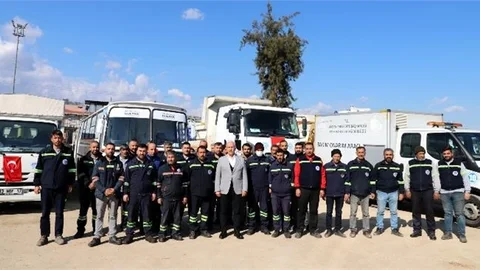 Akdeniz Belediyesi, Deprem Bölgesine Yardım Seferberliğini Sürdürüyor