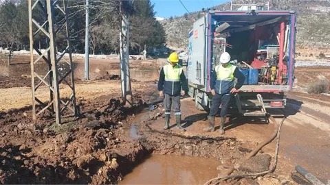 MESKİ, Adıyaman’da Depremden Zarar Gören İçmesuyu ve Kanalizasyon Hatlarını Onarıyor