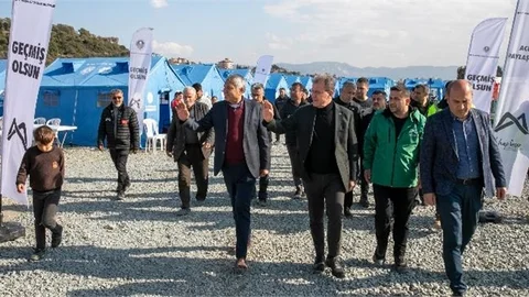 Başkan Seçer, Yeniden Deprem Bölgesinde