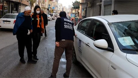 Akdeniz Belediyesi, Tedavisi Süren Depremzede Vatandaşları Hastanelere Ulaştırıyor