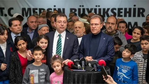 Başkan Seçer Başkan İmamoğlu İle Depremzedeleri Ziyaret Etti