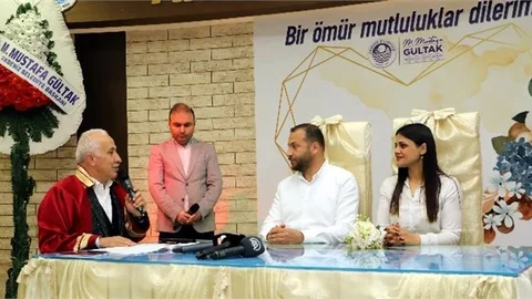 Başkan Gültak, Hatay’dan Gelen Depremzede Çiftlerin NikÂhını Kıydı