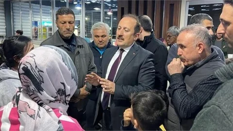 Mersin Valisi Pehlivan, Deprem Bölgesinden Gelen Vatandaşları Ziyaret Etti