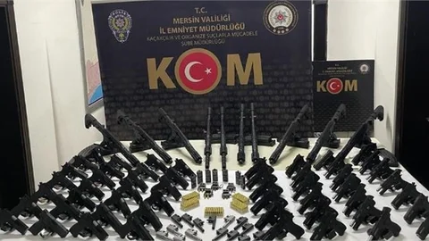 Mersin Polisinden Silah Tüccarlarına Operasyon
