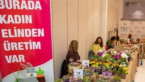Çiçek Üreticisi Kadınlar, Büyükşehir’in Çiçek Pazarı’nda Buluşuyor