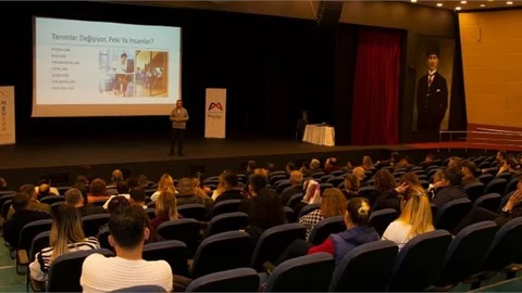 Mersin Büyükşehir Personeline Etkili İletişim ve İletişim Becerileri Eğitimi