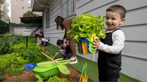Tarsus Begonvil Çocuk Gelişim Merkezi’nde Çocuklara Doğa ve Paylaşım Bilinci Aşılanıyor
