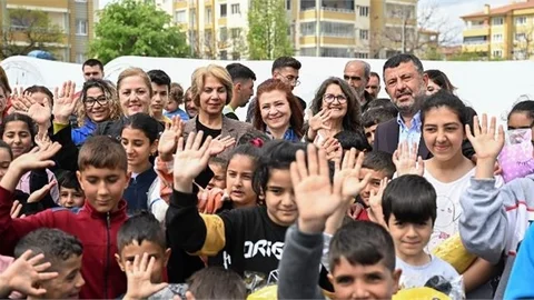 Mersinden Kadın Kooperatifi’nden Depremzede Çocuklara 23 Nisan Hediyesi
