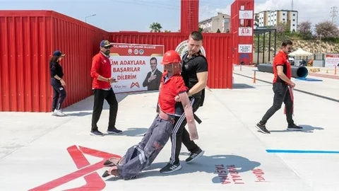 Mersin Büyükşehir’in İtfaiye Eri Alımında Uygulamalı Sınav Başladı