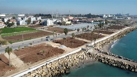 Karaduvar Sahili Yeniden Hayat Buluyor