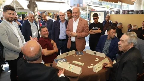 Akdeniz Belediye Başkanı Gültak, Halk Buluşmalarına Devam Ediyor