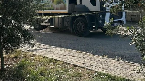 Çöp Kamyonunun Altında Kalan Kadın Hayatını Kaybetti
