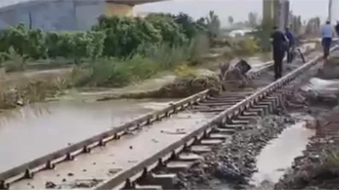 Mersin-tarsus Arası Tren Seferleri Durduruldu