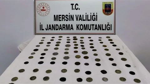 Jandarma; Tarihi Eser Kaçakçısını Yakalandı