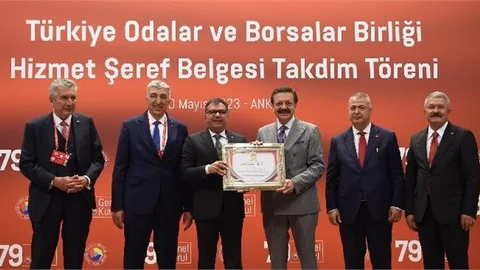 Başkan Koçak’a ‘’hizmet Şeref Belgesi’’