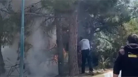 Üniversite Kampüsünde Korkutan Yangın