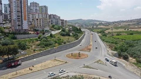 Mersin Büyükşehir, Tarsus Eski Çamlıyayla Yolu Genişletme ve Yenileme Projesi’ni Tamamlandı