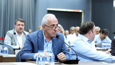 Akdeniz Belediye Başkanı Gültak; "Zafer Çarşısı Esnafı İle Hiçbir Sorunumuz Yok!"