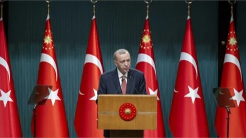 "Türkiye’yi Sivil Bir Anayasayla Buluşturmak İçin Çalışacağız"