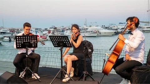 Mersin Büyükşehir’in Kent Orkestrası’ndan ‘klasik Müzik Dinletileri’