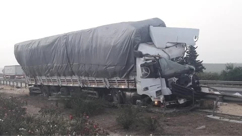 Tarsus'ta Kaza, Baba ve Oğlu Yaralandı