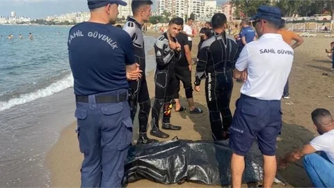 Denizde Kaybolan Genç Ölü Bulundu