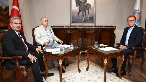 Başkan Seçer, 5 Tv’nin ve Radyoların Canlı Yayın Konuğu Oldu