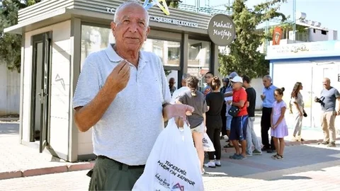 Mahalle Mutfakları Sofralara Can Suyu Olmaya Devam Ediyor