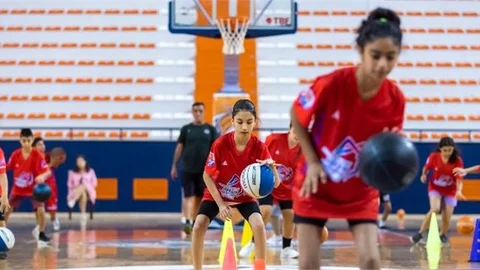 Gençler Büyükşehir’in Basketbol Kurusunu Çok Seviyor