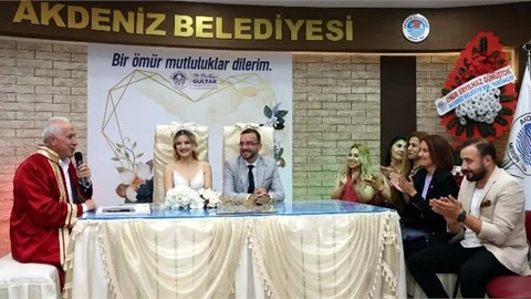 Nikâh Salonu, Tamamen Yenilenen Yüzüyle Dünya Evine Girecek Çiftlere Ücretsiz Hizmet Veriyor