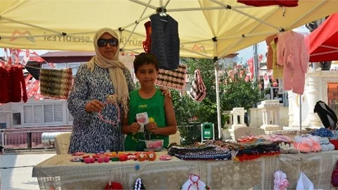 Mersin Büyükşehir Üretici Kadın Stantları Çamlıyayla’da Kuruldu