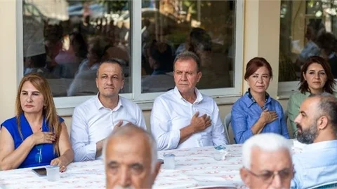 Başkan Seçer, Dersimliler Derneği’nin Aşure Lokması Etkinliği'ne Katıldı