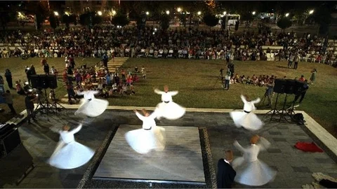 Akdeniz Belediyesi’nden Vuslatının 750’nci Yıldönümünde Mevlana’yı Anma Etkinliği