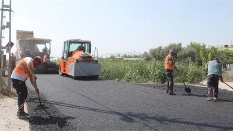 Mersin Büyükşehir, Şıh İbrahim Hekim Caddesi’nde Yol Çalışmasını Tamamladı