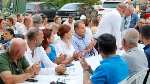 Başkan Seçer, Pazarcıklılar Derneği'nin Aşure Programına Katıldı