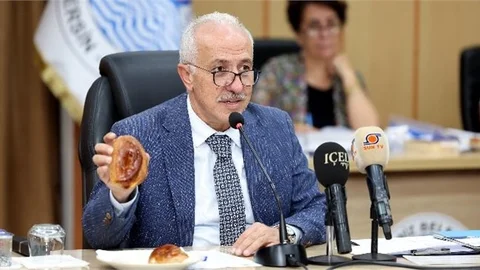 Akdeniz Belediyesi’nden Üniversite Kazanan Gençlere Büyük Destek