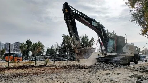 Akdeniz’de Sokak ve Kaldırımlar Yenileniyor