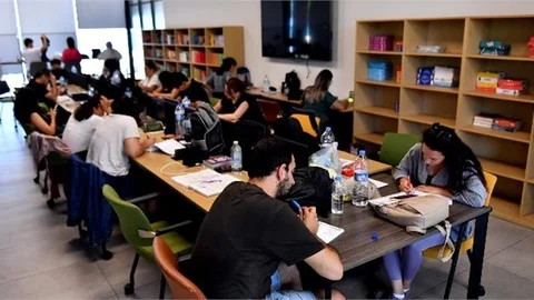 Mersin Büyükşehir İle Eğitimli Bir Nesil Yetişiyor