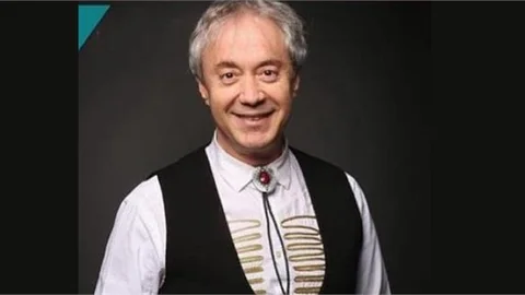 Ünlü Sunucu Metin Uca, Trafik Kazası Sonucu Hayatını Kaybetti