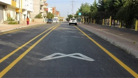 Büyükşehir Yol Yapım Ekipleri Her İlçede Çalışıyor