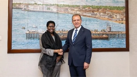 "Güney Afrika Şehirleriyle İş Birliği Yapmaktan Memnun Oluruz"