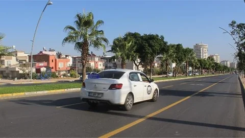 Büyükşehir Yol Yapım Ekipleri Çalışıyor, Ulaşım Kalitesi Artıyor