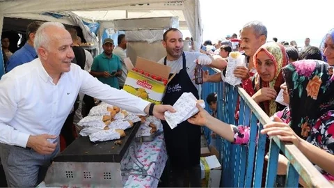 Mersin'i "Karaduvar Balık Festivali" Heyecanı Sardı